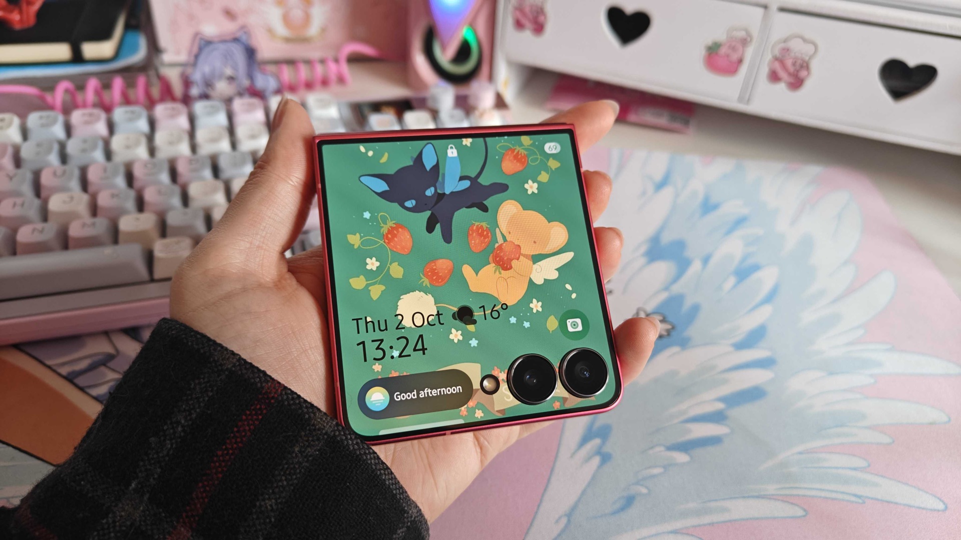 Save $150 on Samsung’s latest Android flip phone before it’s too late