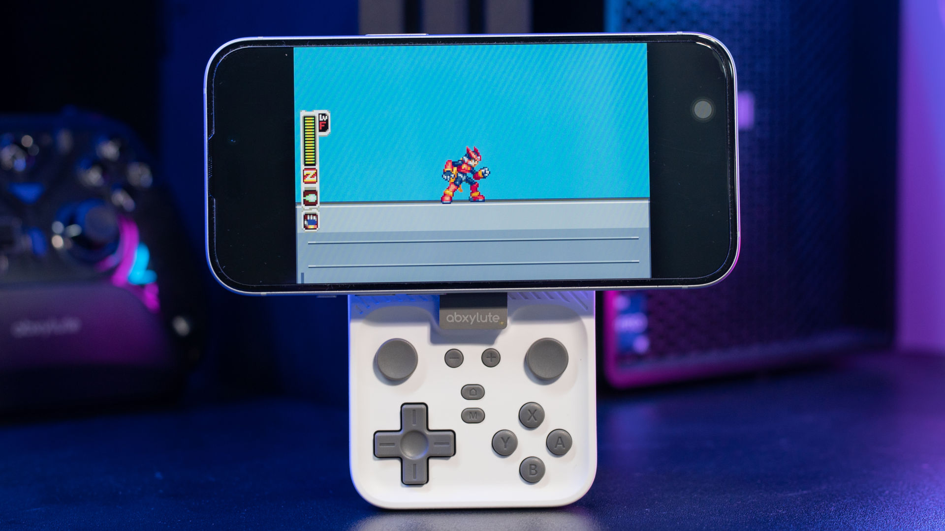 This GBA SP-style controller is the ideal accessory for retro gamers on Android, iPhone, and Switch